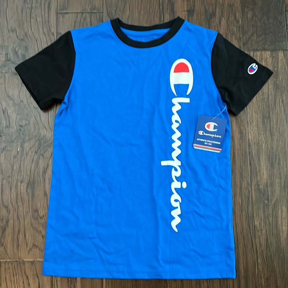 New with tags! Boys champion tshirt. Size small